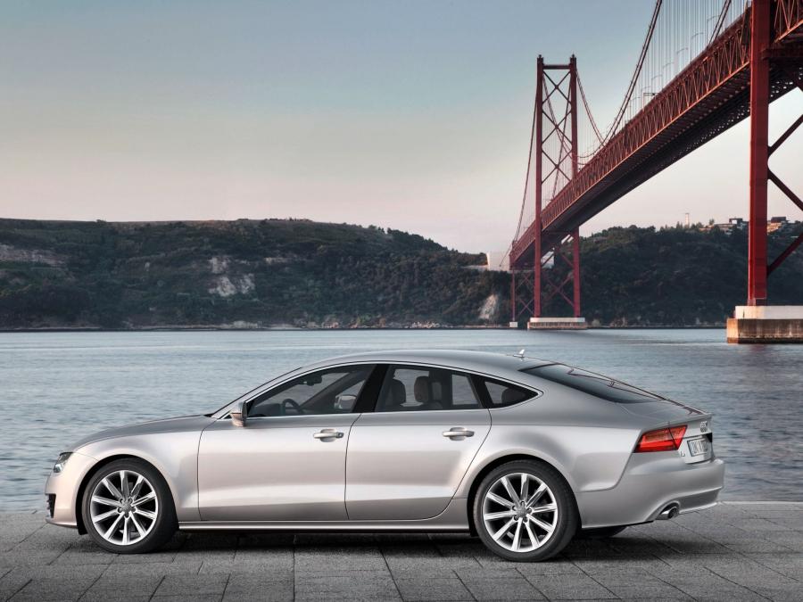  Audi A7 Sportback 3.0 TDI Quattro 2010 года  (фото 24 из 45)